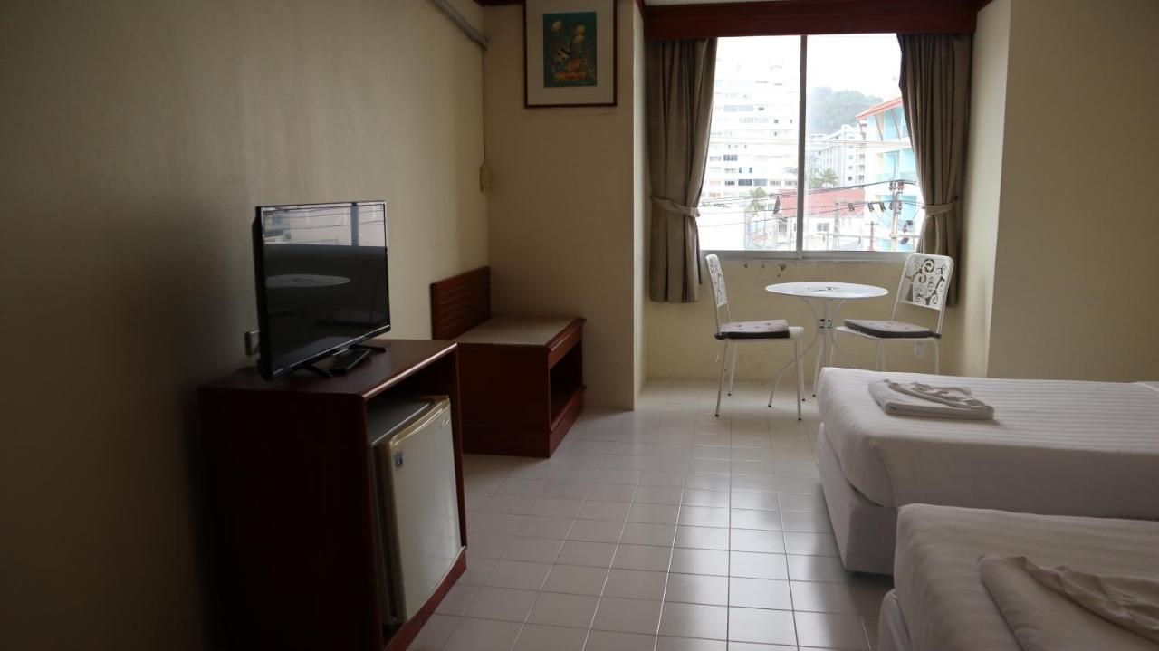 Patong Triple P Hotel Luaran gambar